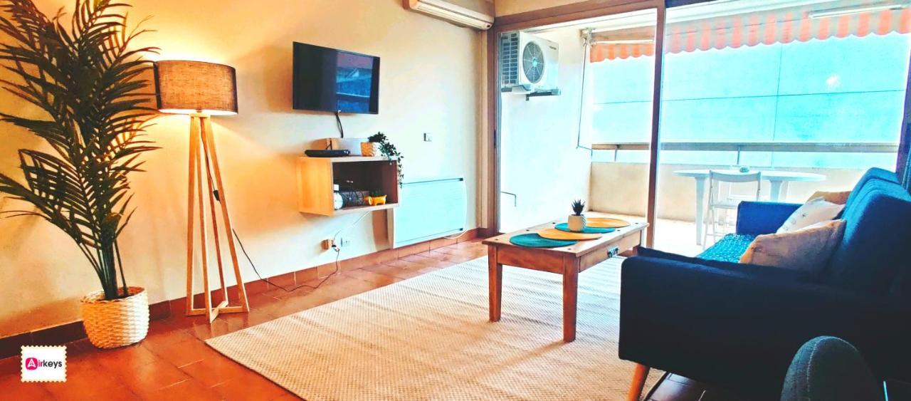 Grand Studio Azur Avec Terrasse - Vieil Antibes Exteriör bild