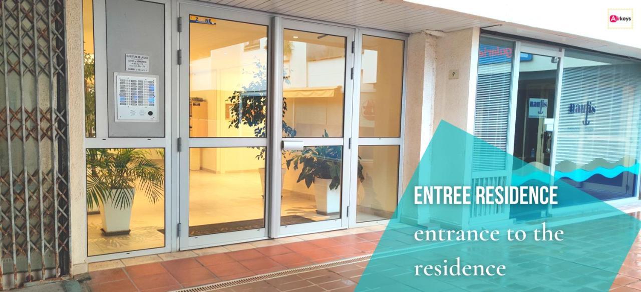 Grand Studio Azur Avec Terrasse - Vieil Antibes Exteriör bild